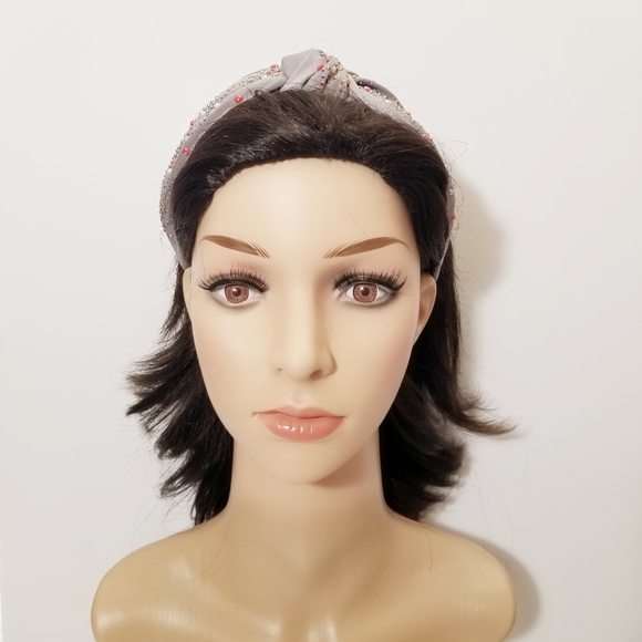 Beaded Women's Headband. Gray. New - Picture 5 of 6